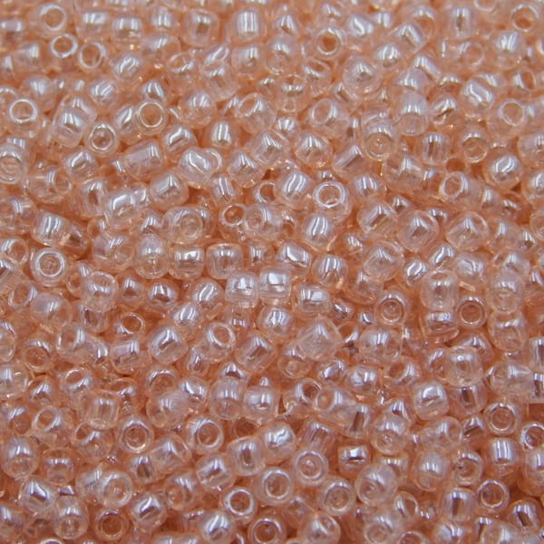 TOHO Round 11/0 Transparent-Lustered Rosaline (10g)