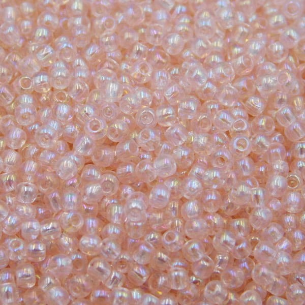 rozowe-teczowe-koraliki-toho-round-11-0-rosaline-do-beaded-beads
