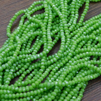 Oponki fasetowane ze szkła 2.5x2mm zielone z połyskiem (150szt.)