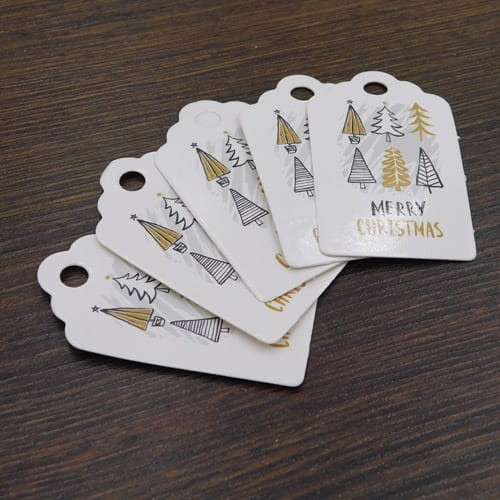 Zawieszki do prezentów MERRY CHRISTMAS etykiety 50x30mm białe (10szt.)